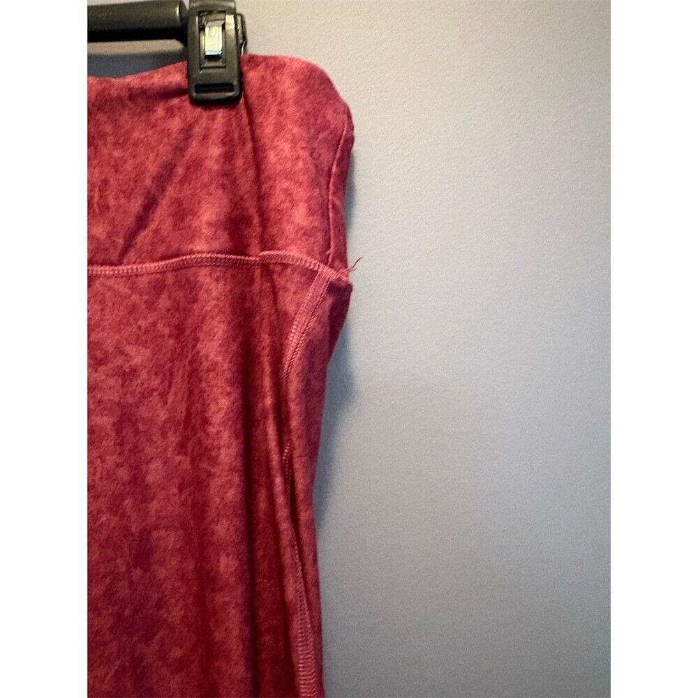 Vogo Leggings Womens XL Red Mineral Wash Capri Cropped High Rise Yoga Gym - Picture 3 of 8